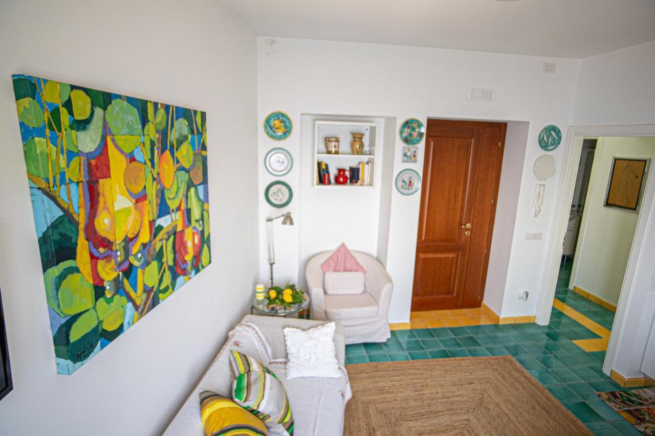 Casa Bianca: Delightful Apartment In Равело Екстериор снимка