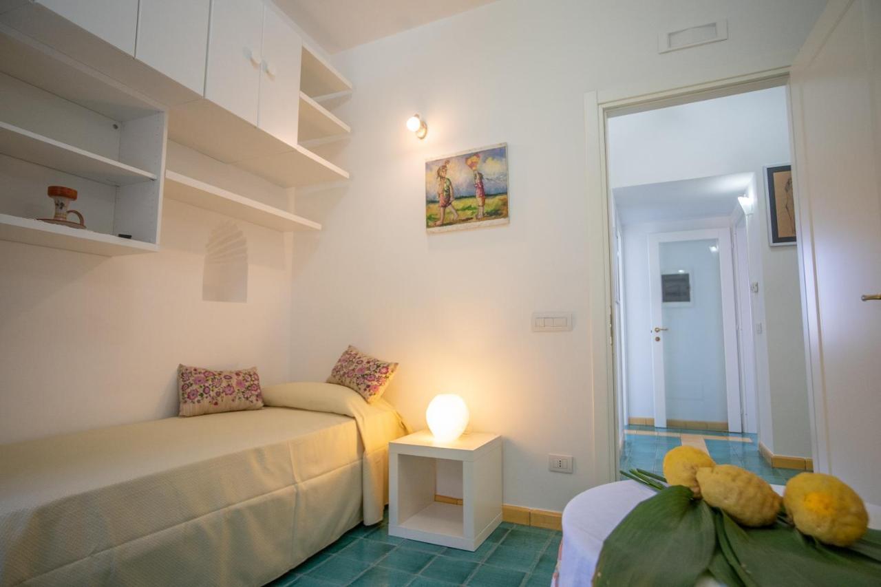 Casa Bianca: Delightful Apartment In Равело Екстериор снимка