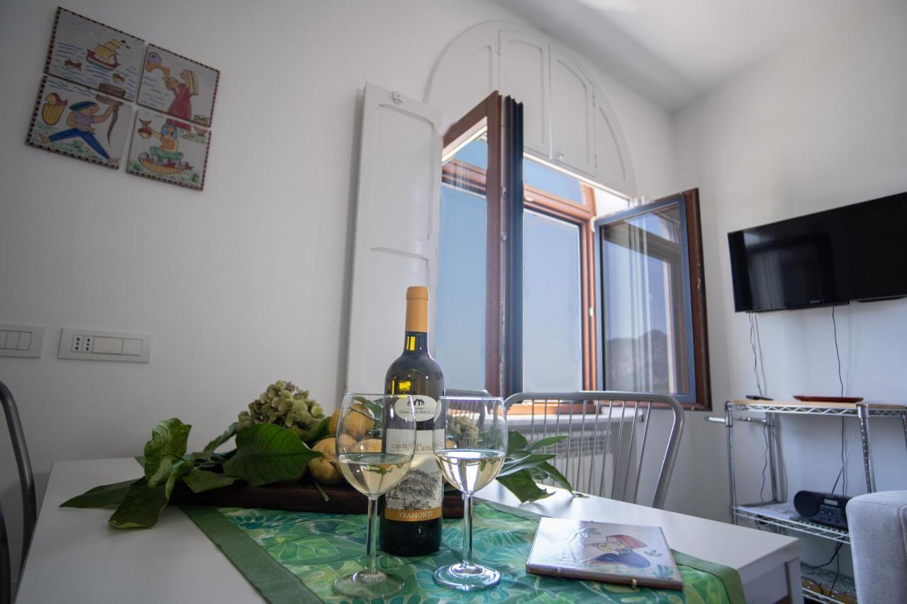 Casa Bianca: Delightful Apartment In Равело Екстериор снимка